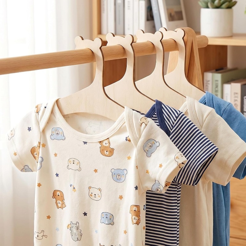 ベビー服ラックかわいいクマ木製子供服ハンガーホームガールプリ - Baby Clothing Rack のレビューと価格
