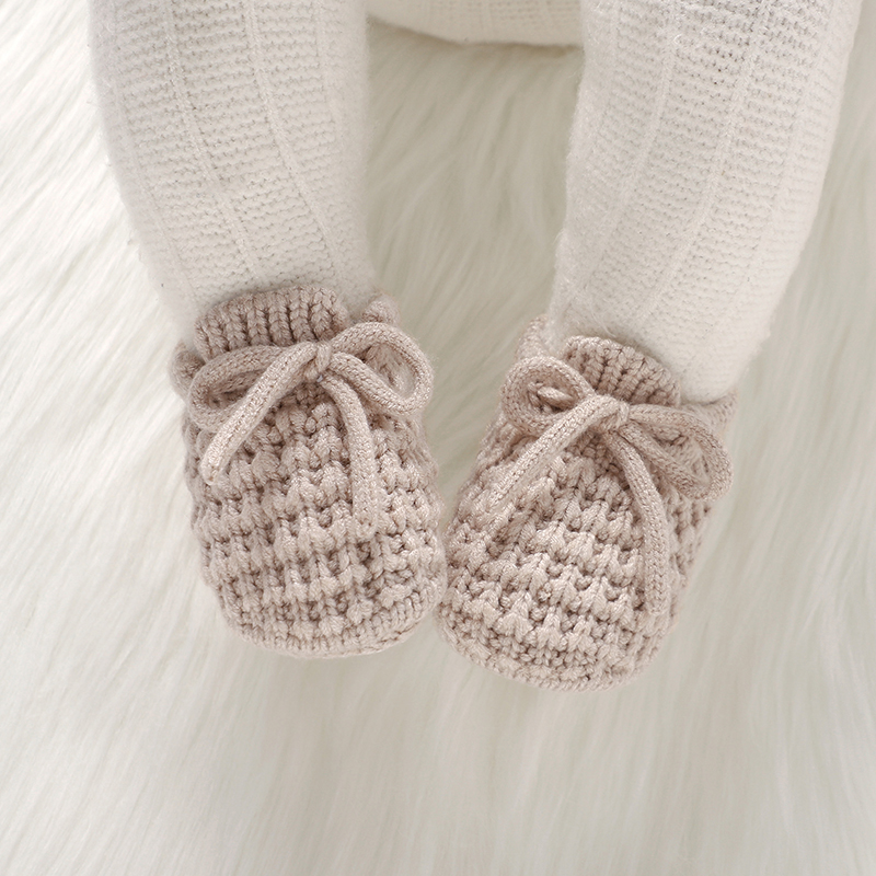 新生児ベビーシューズニット幼児男の子女の子ベッド靴ファッショ - Baby Clothing For Bed のレビューと価格