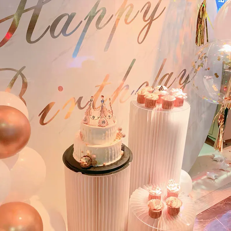 折りたたみ紙ケーキスタンド結婚式の装飾小道具デザートテーブル - Baby Clothing Rack For Baby Shower のレビューと価格