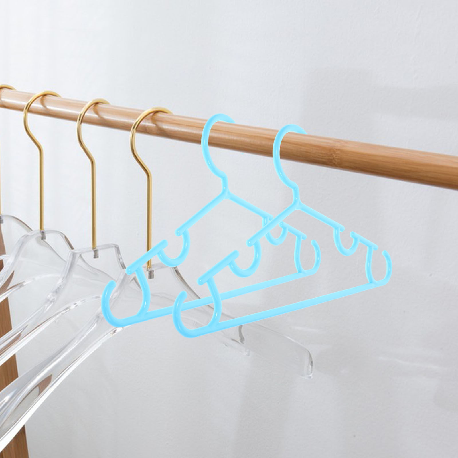 10個入りプラスチック製滑り止めベビーハンガー、頑丈な子供用 - Baby Clothing Rack のレビューと価格
